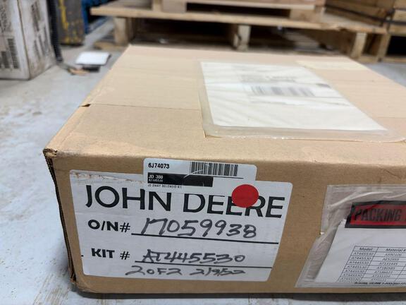 Photo of 2022 John Deere 380