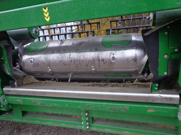 Used 2021 John Deere HD35R Combine Platforms at Horizon Ag & Turf in Edmonton West, AB - Photo9