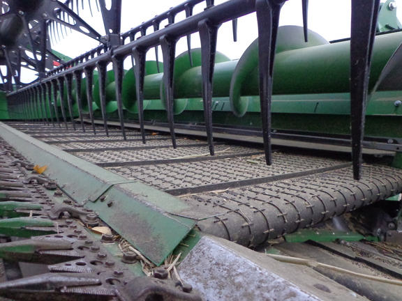 Used 2021 John Deere HD35R Combine Platforms at Horizon Ag & Turf in Edmonton West, AB - Photo19