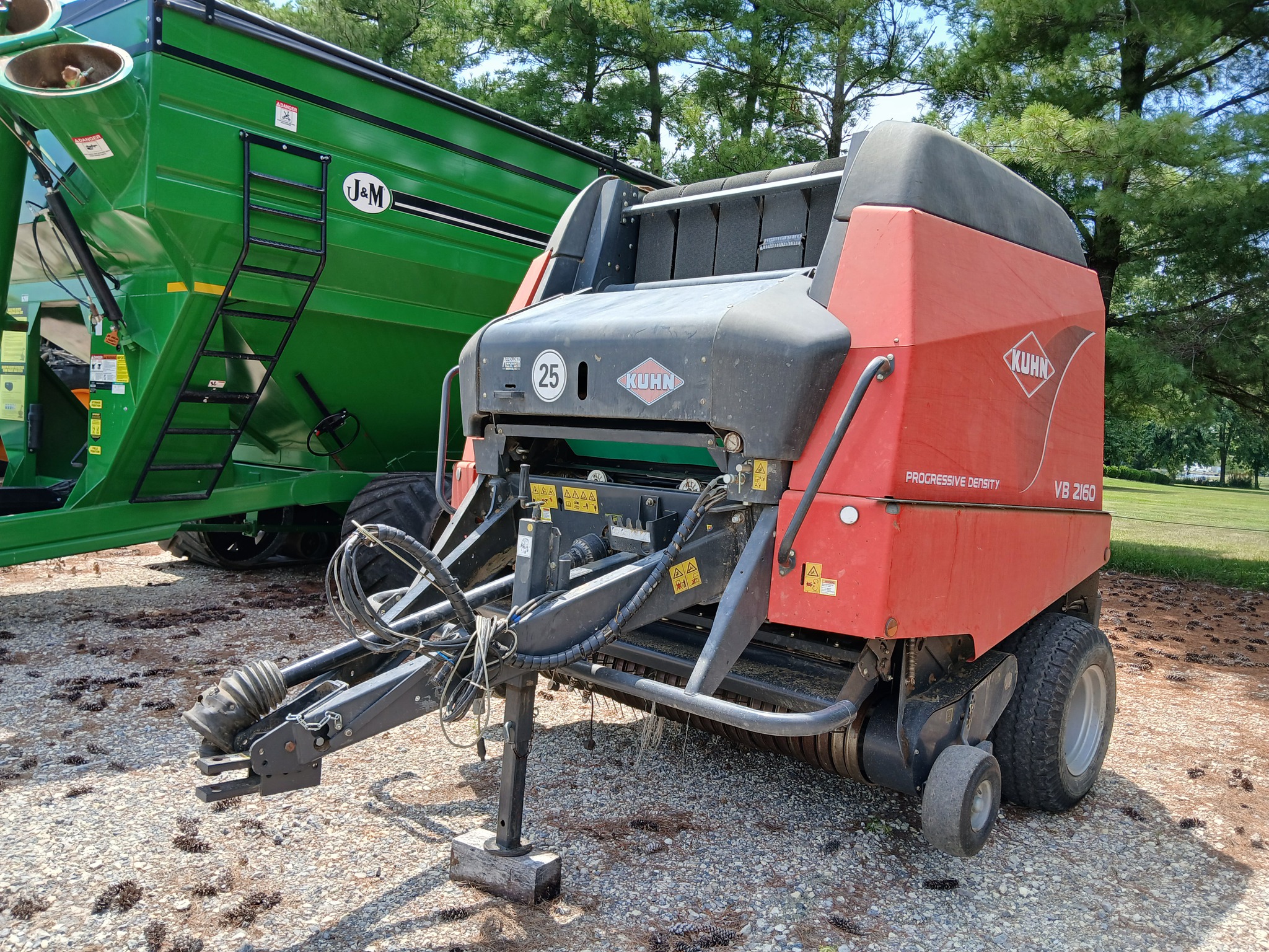 2010 Kuhn VB-2160 Image 2