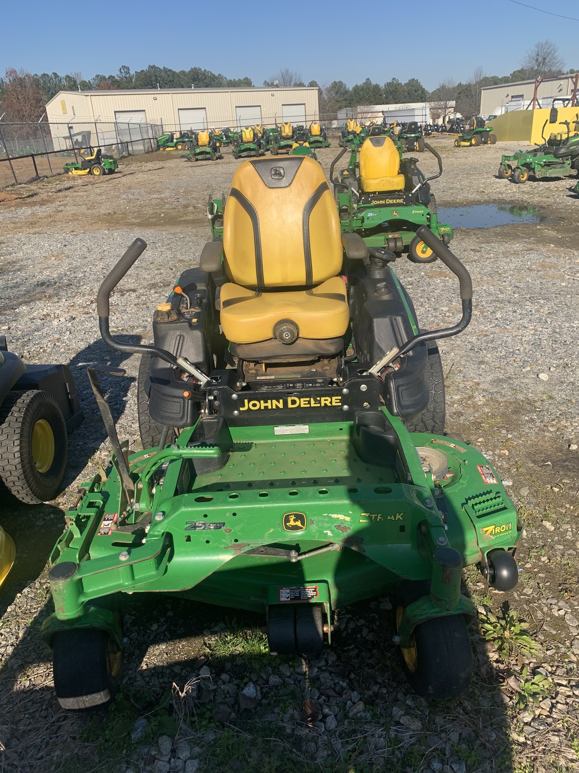 2022 John Deere Z930M Image 3