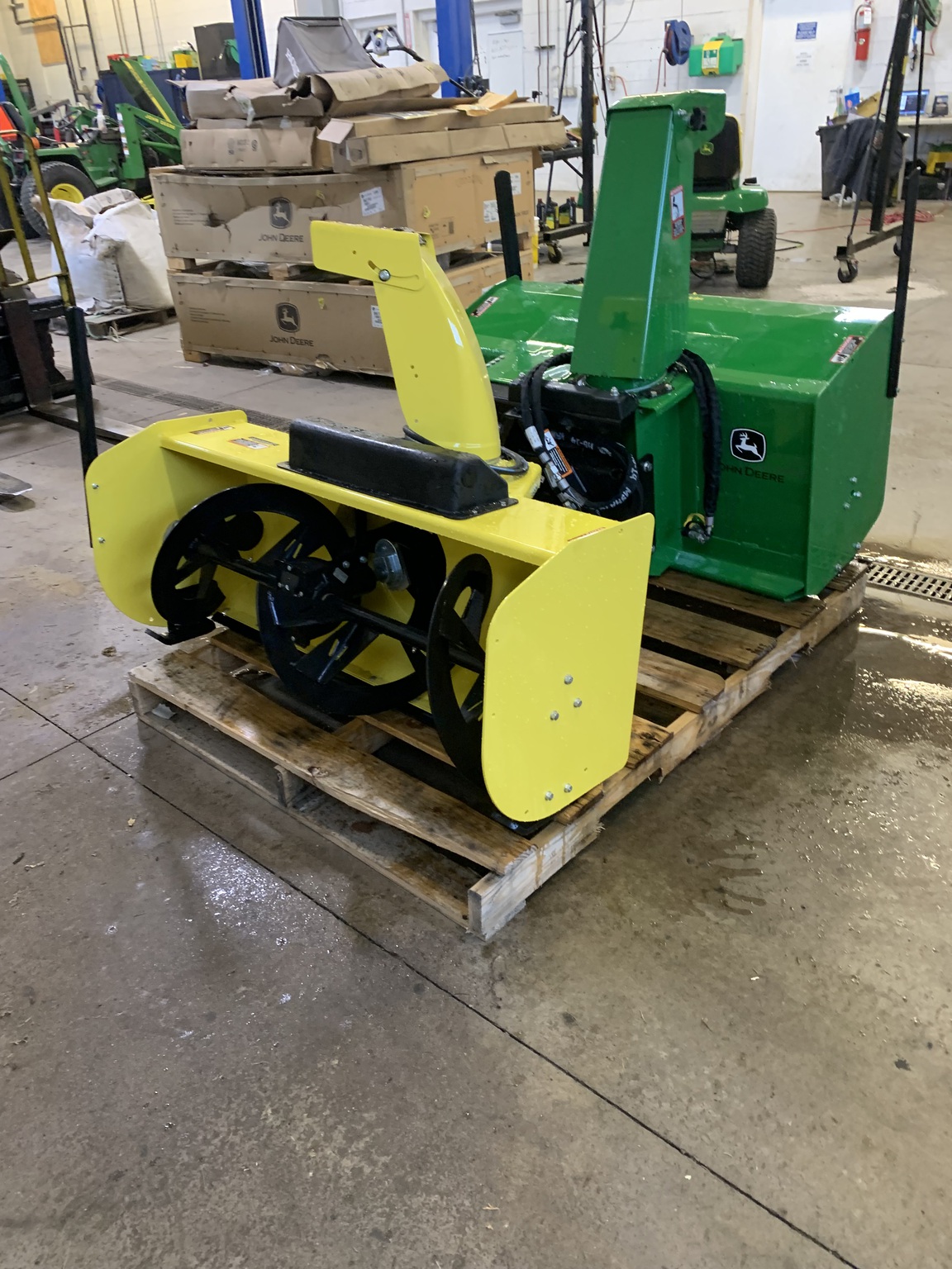 2022 John Deere 47SB Image 1