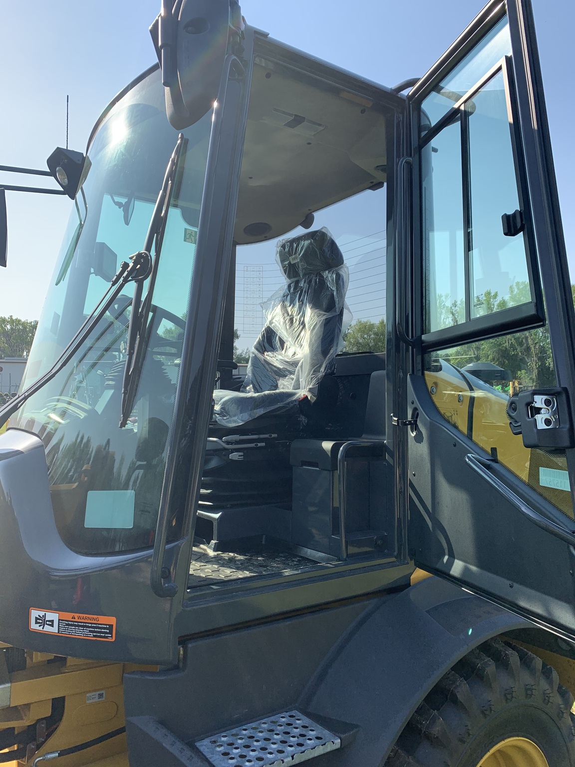 2024 John Deere 244 P Image 20