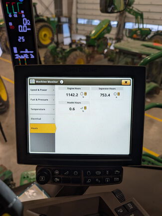 Photo of 2022 John Deere S780