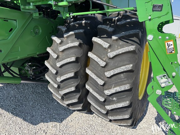 Photo of 2024 John Deere X9 1100