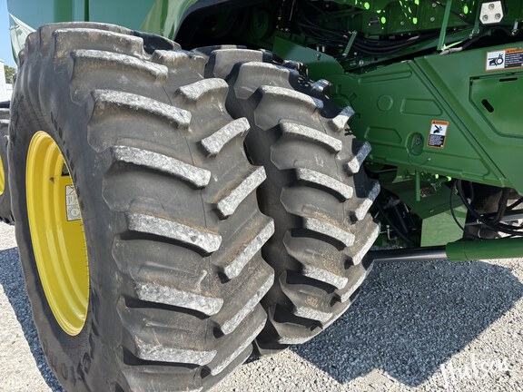 Photo of 2024 John Deere X9 1100