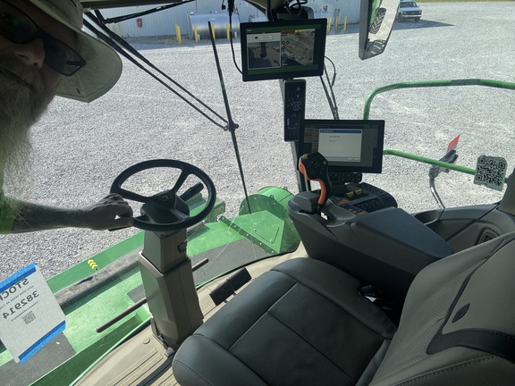Photo of 2024 John Deere X9 1100