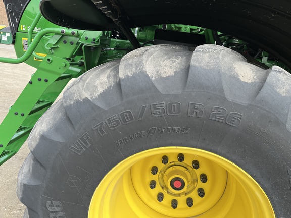 2023 John Deere 800R - Photo10