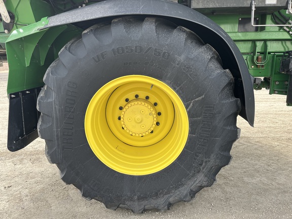 2023 John Deere 800R - Photo15
