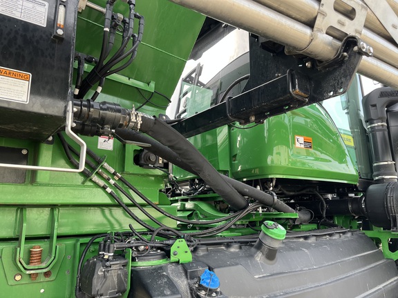 2023 John Deere 800R - Photo28