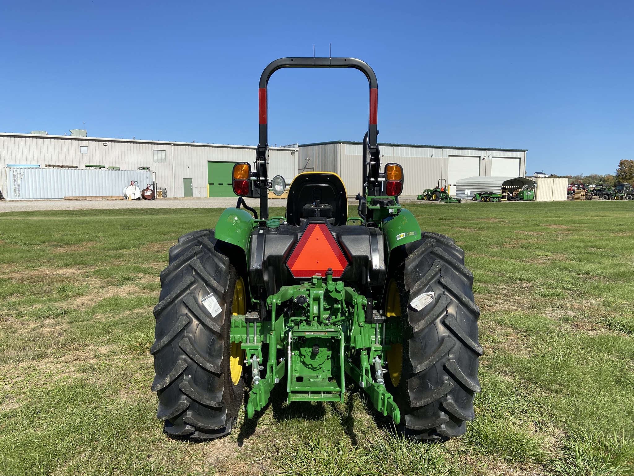 2025 John Deere 5067E Image 6