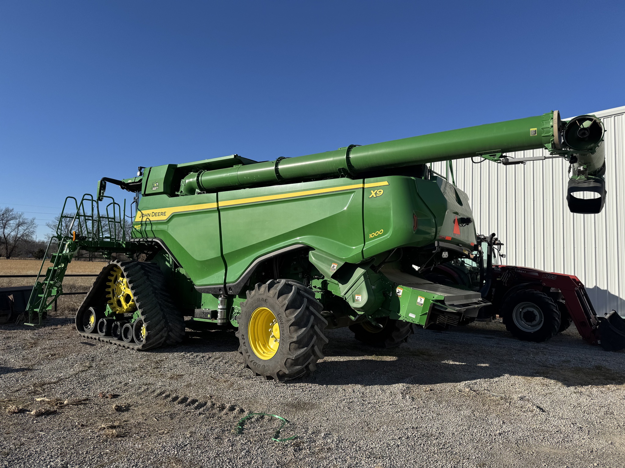  2022 John Deere X9 1000 at Heritage Tractor in Pittsburg, KS