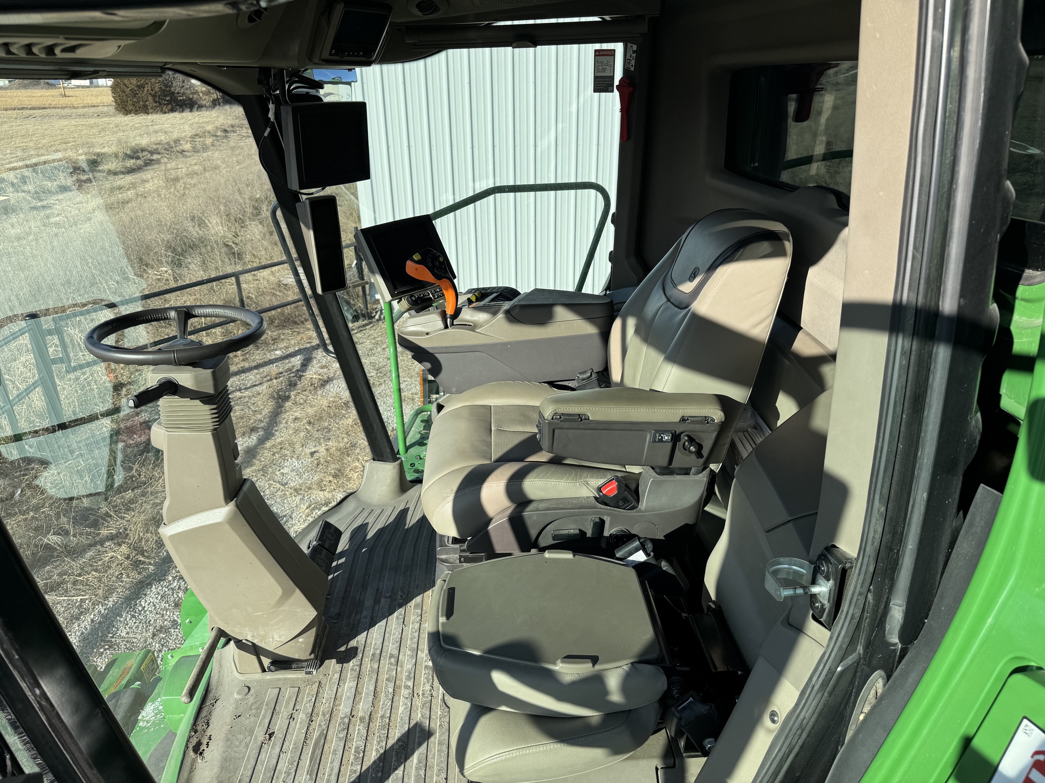  2022 John Deere X9 1000 at Heritage Tractor in Pittsburg, KS