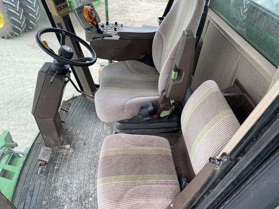 2010 John Deere 9570 STS thumbnail 9