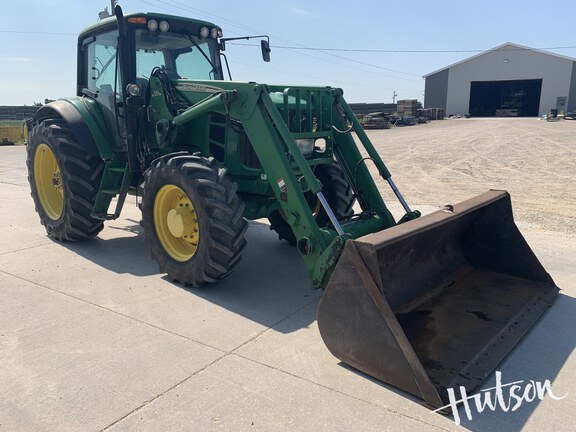 Photo of 2011 John Deere 7230 Premium