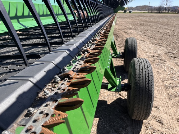2024 John Deere RD40F - Photo12