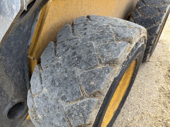 Photo of 2024 John Deere 320G