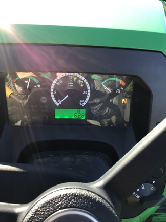 2023 John Deere 5075E Photo 6