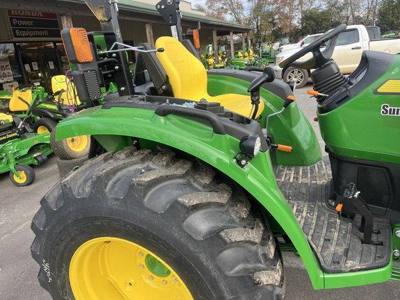 2024 John Deere 4044R Photo 3