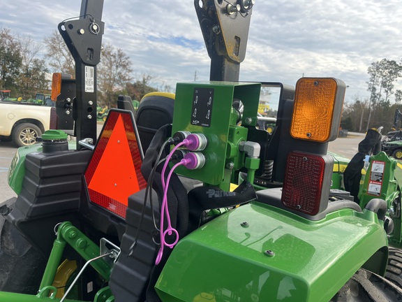 2024 John Deere 4044R Photo 4