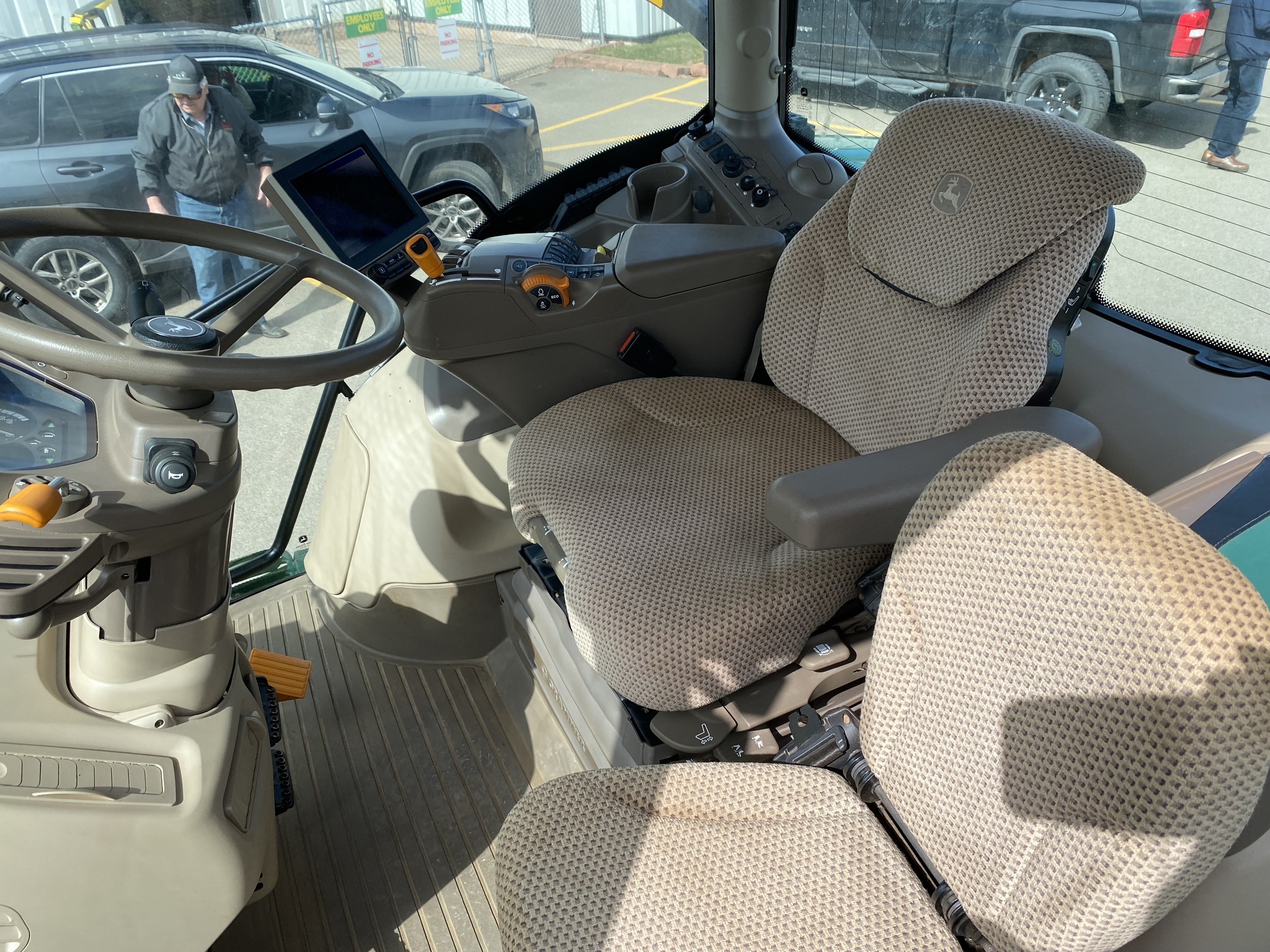 2022 John Deere 6155R Image 20