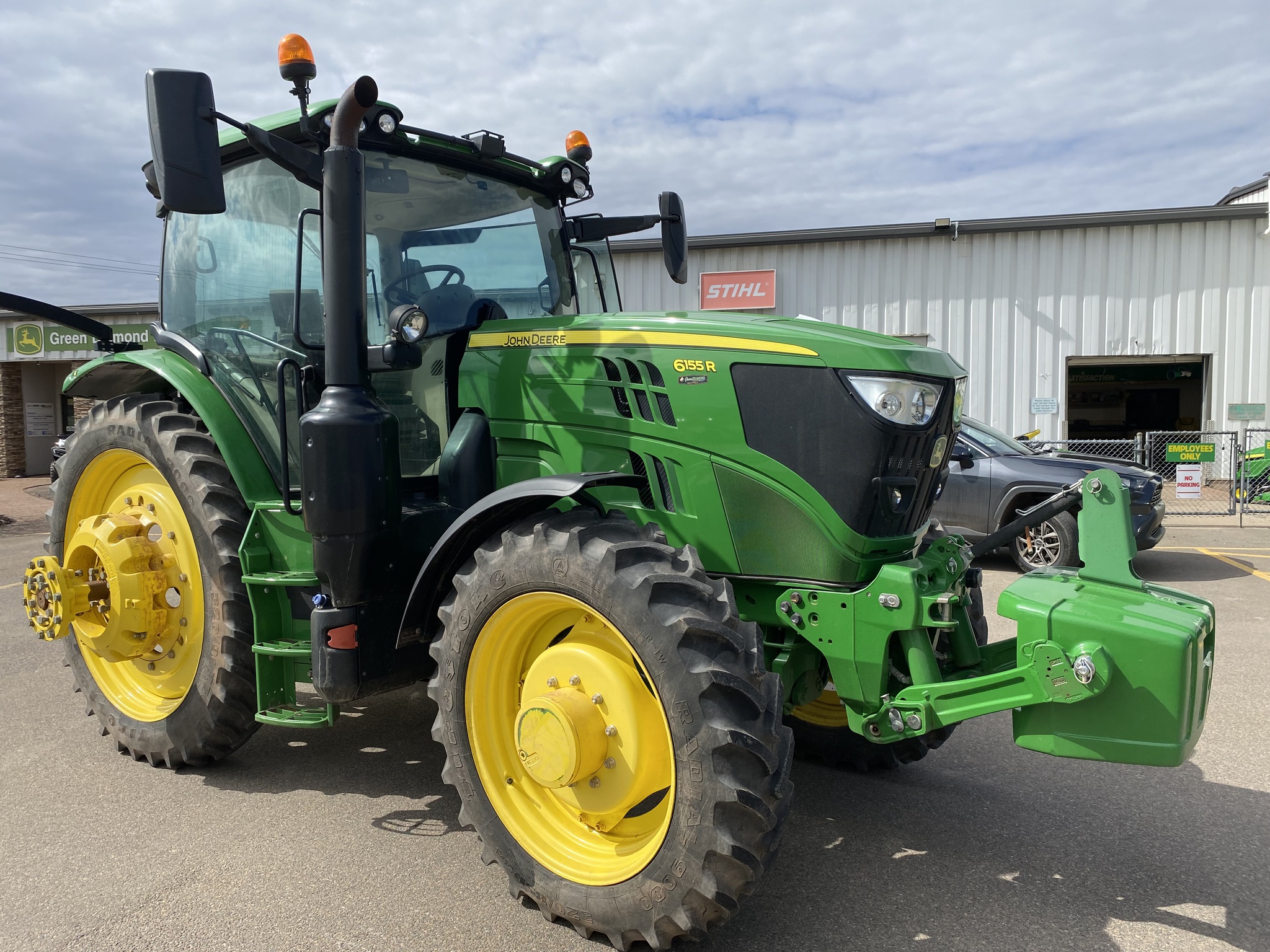 2022 John Deere 6155R Image 4