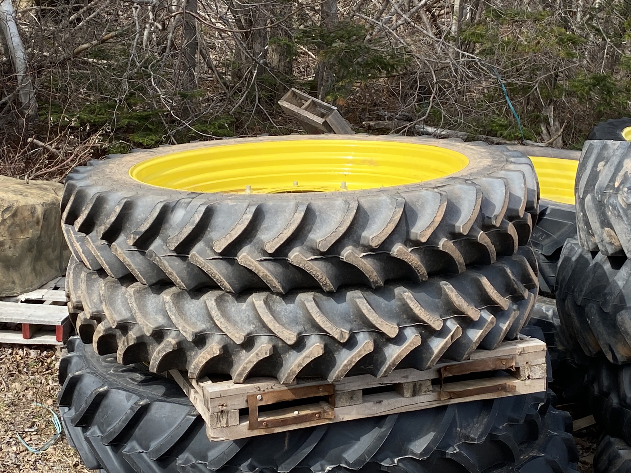2022 John Deere 6155R Image 14