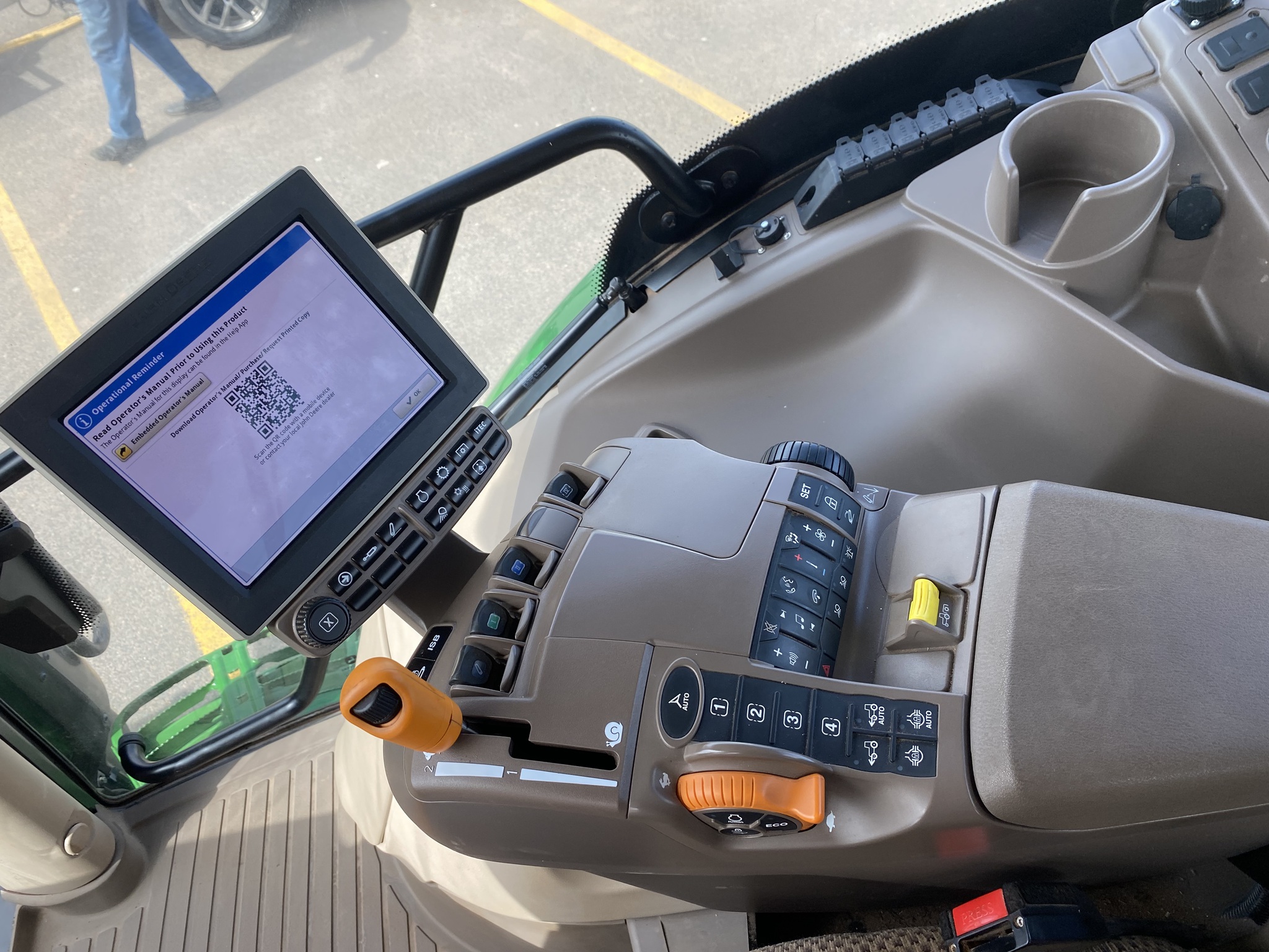 2022 John Deere 6155R Image 16