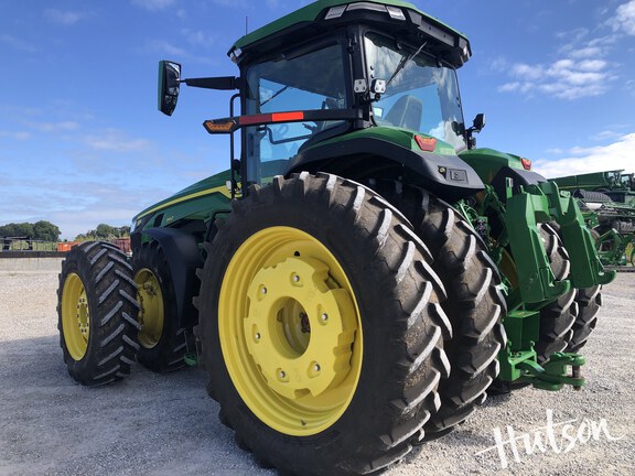 Photo of 2024 John Deere 8R 340