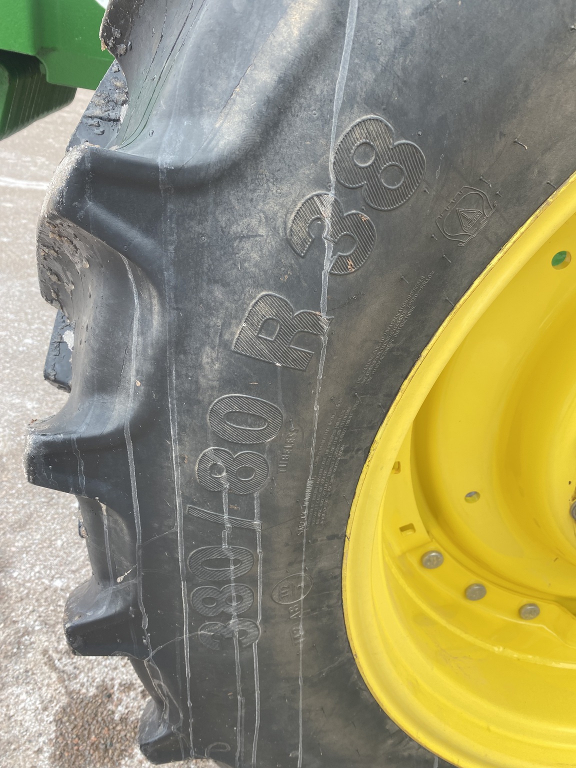 2023 John Deere 7R 210 Image 12