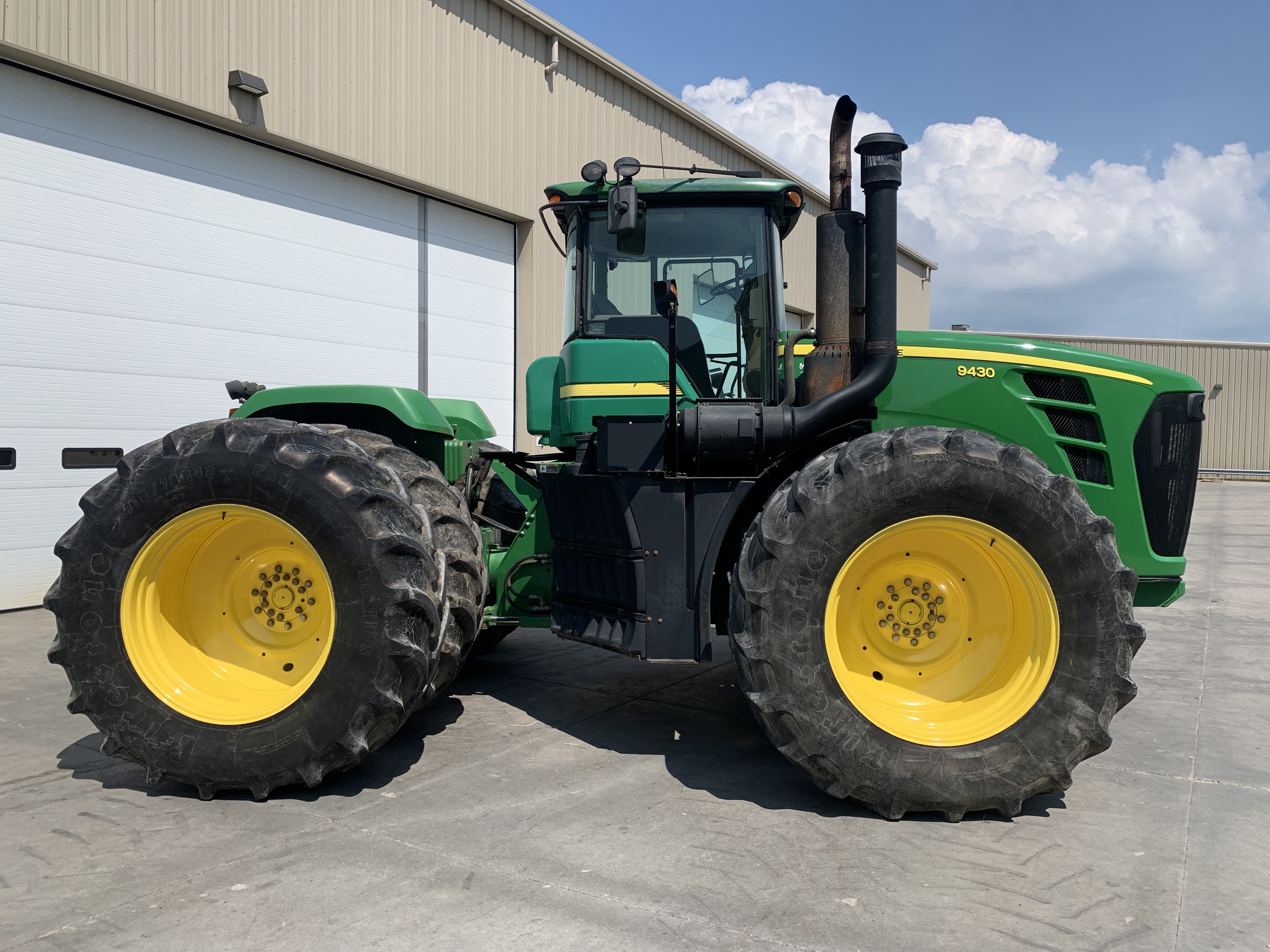 2011 John Deere 9430 Image 2
