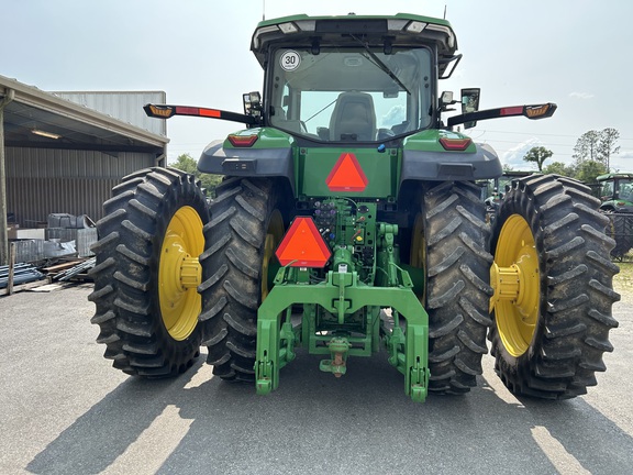 2023 John Deere 8R 250 Photo 6