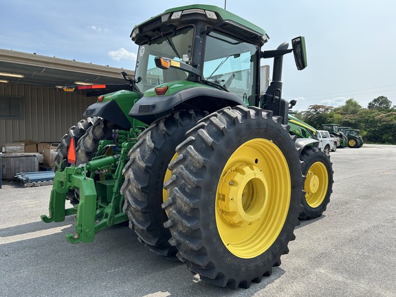 2023 John Deere 8R 250 Photo 5
