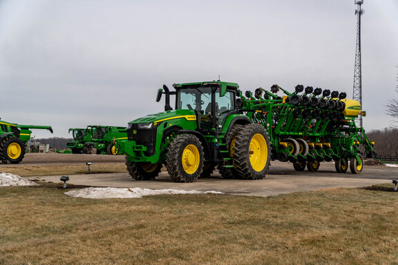 Used 2023 John Deere 8R 280 Row Crop Tractors at Koenig Equipment in Anna, OH - Photo0