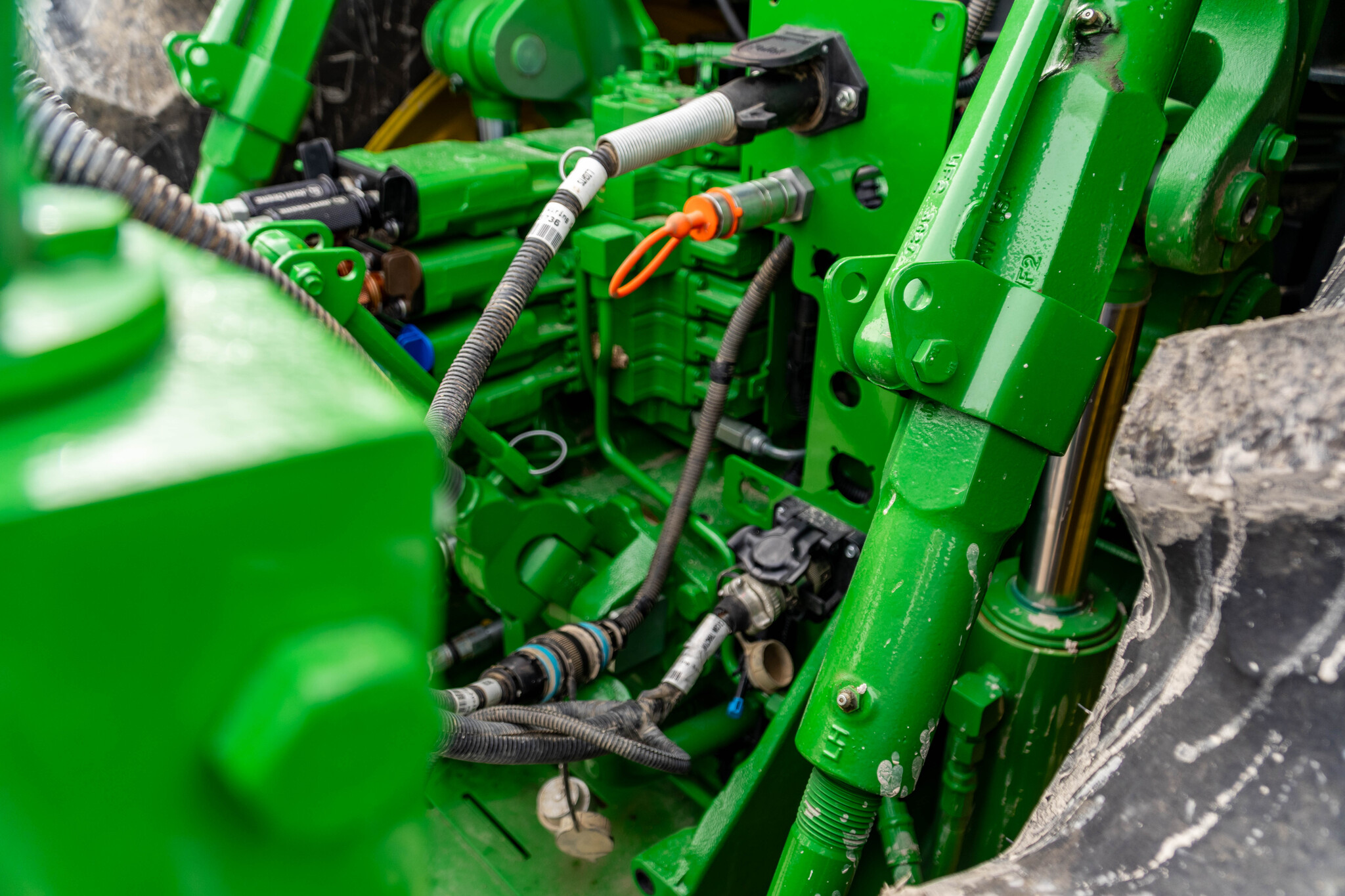 Used 2023 John Deere 8R 280 Row Crop Tractors at Koenig Equipment in Anna, OH - PhotoXL18