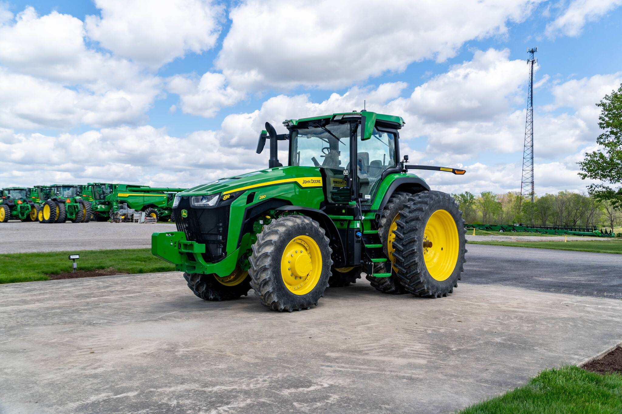 Used 2023 John Deere 8R 280 Row Crop Tractors at Koenig Equipment in Anna, OH - PhotoXL0