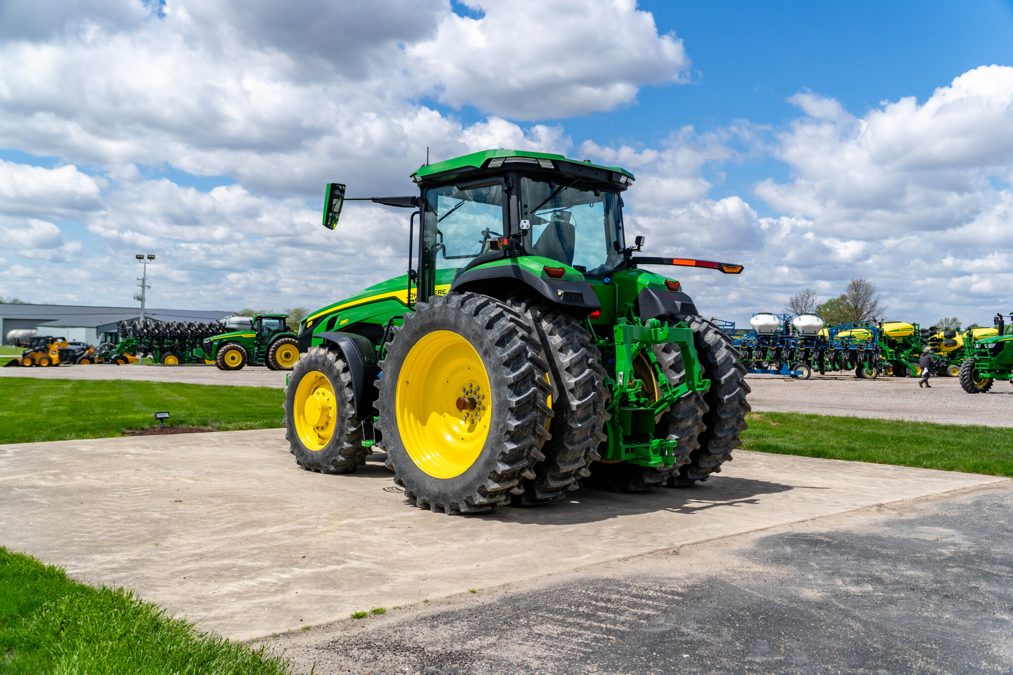 Used 2023 John Deere 8R 280 Row Crop Tractors at Koenig Equipment in Anna, OH - PhotoXL2