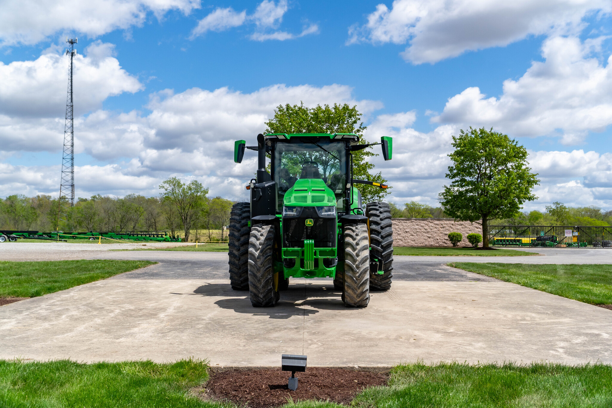 Used 2023 John Deere 8R 280 Row Crop Tractors at Koenig Equipment in Anna, OH - PhotoXL7