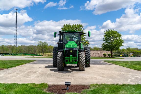 Used 2023 John Deere 8R 280 Row Crop Tractors at Koenig Equipment in Anna, OH - Photo7