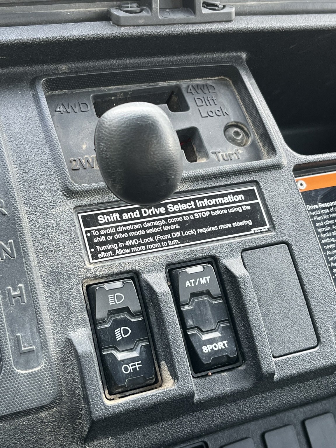 2022 Honda Pioneer 1000-5 Image 13