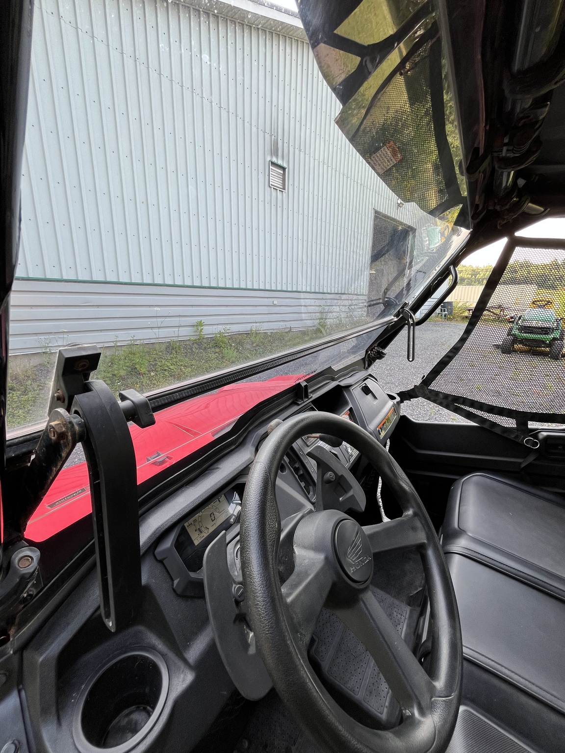 2022 Honda Pioneer 1000-5 Image 15