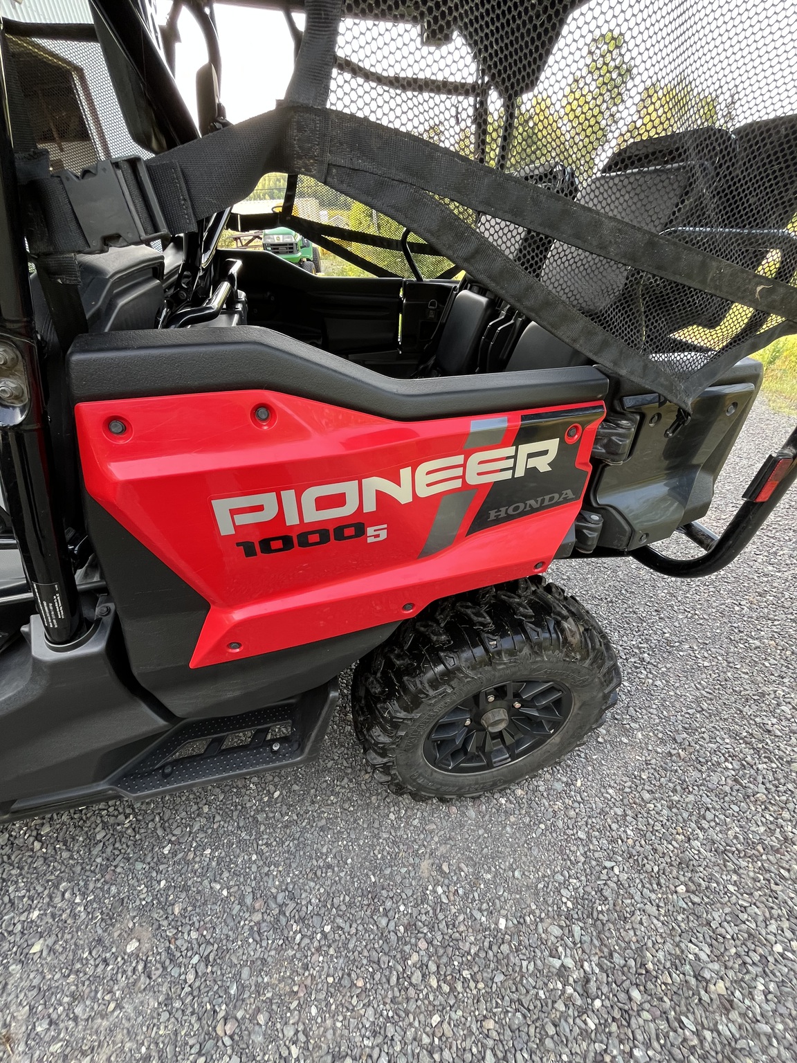 2022 Honda Pioneer 1000-5 Image 18