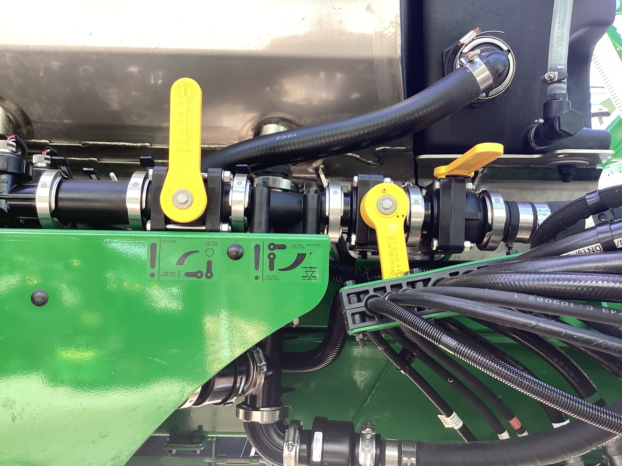 2024 John Deere 410R Image 24