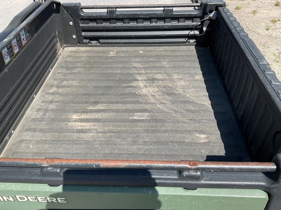 2024 John Deere 825M S4 Photo 6