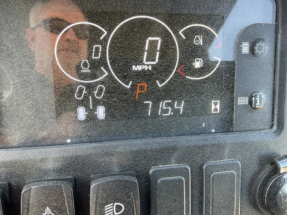 2024 John Deere 825M S4 Photo 10