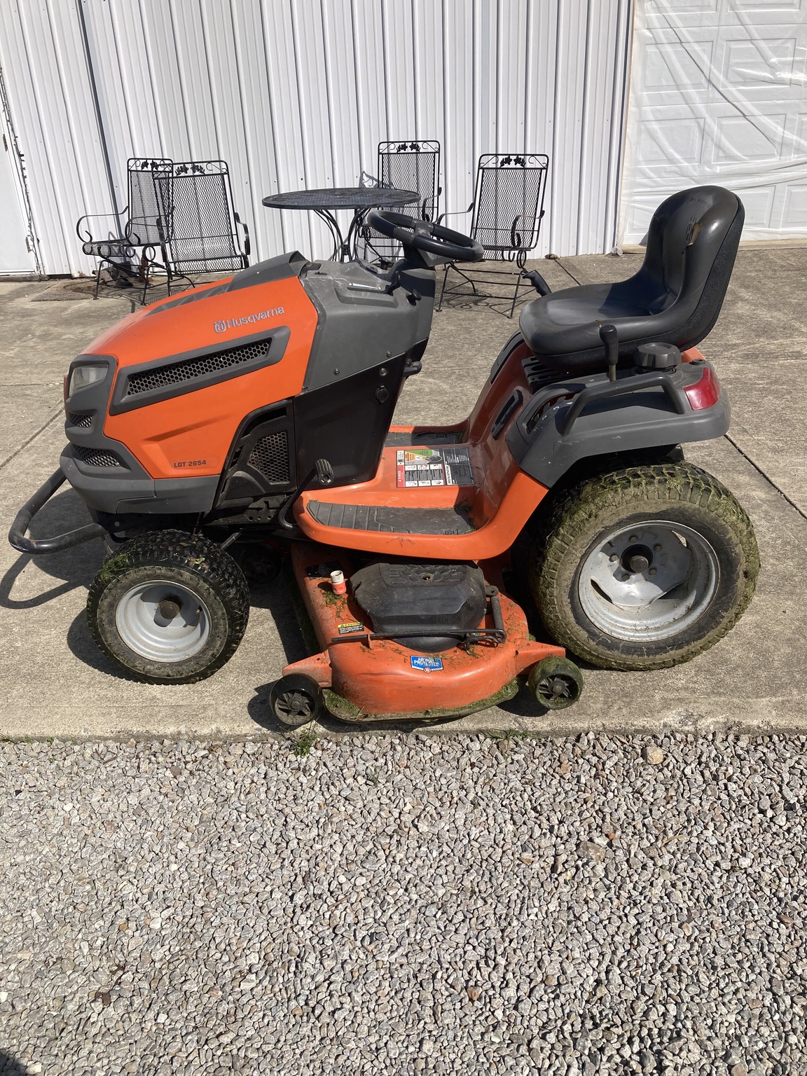Husqvarna LGT2654 Image 1