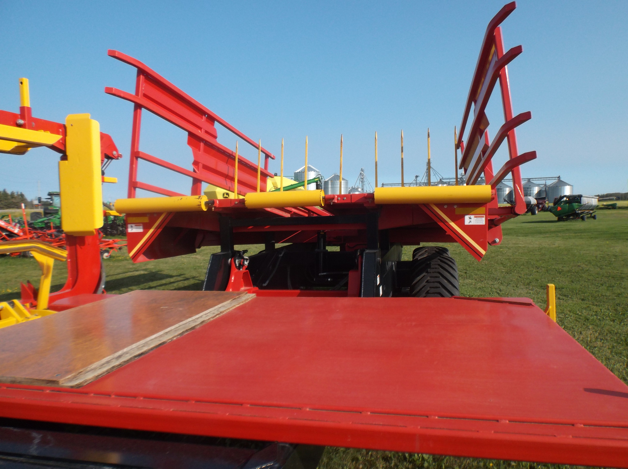2021 Highline FS1800 100 Image 27
