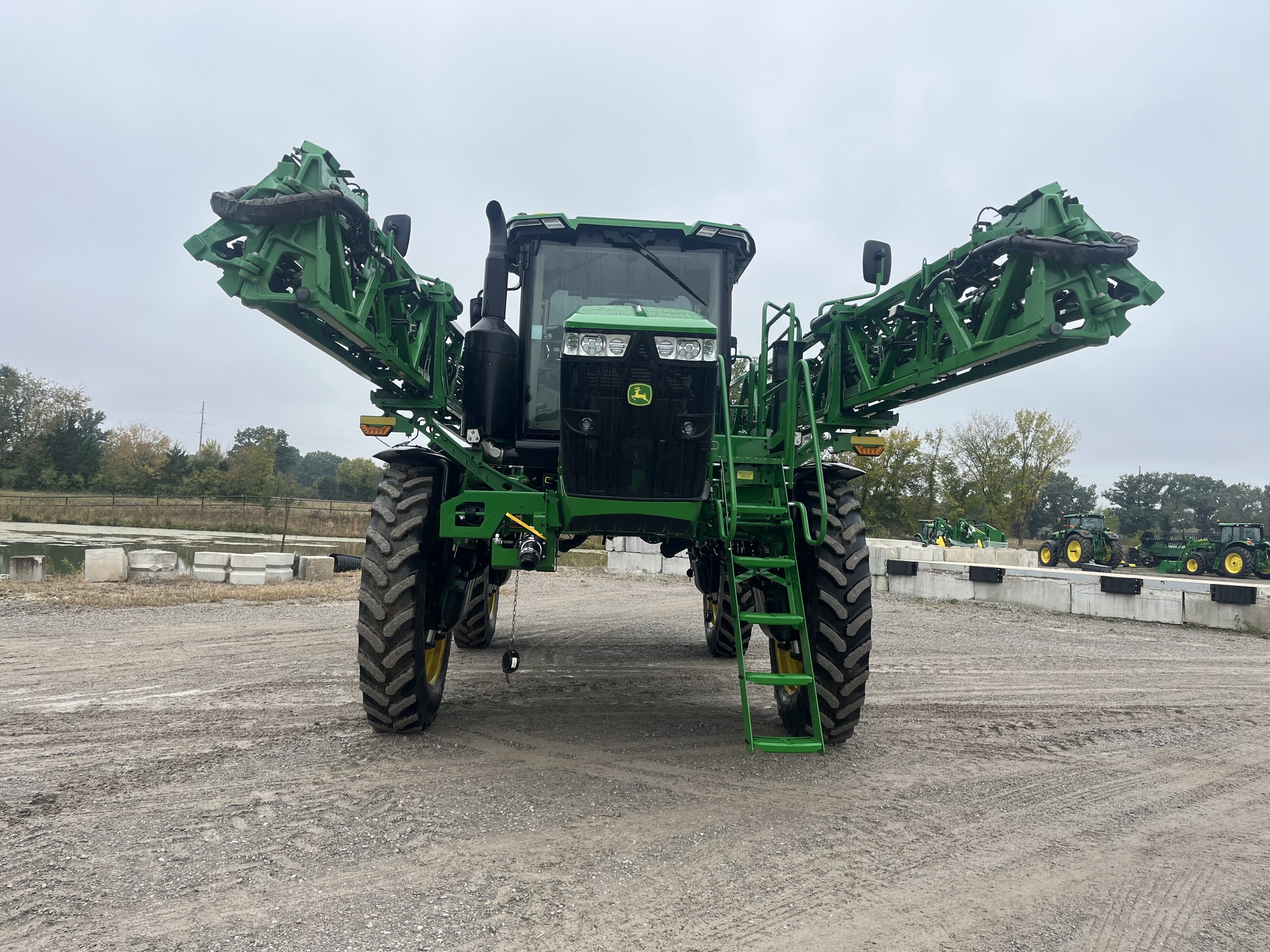  2025 John Deere 612R at Heritage Tractor in Pittsburg, KS