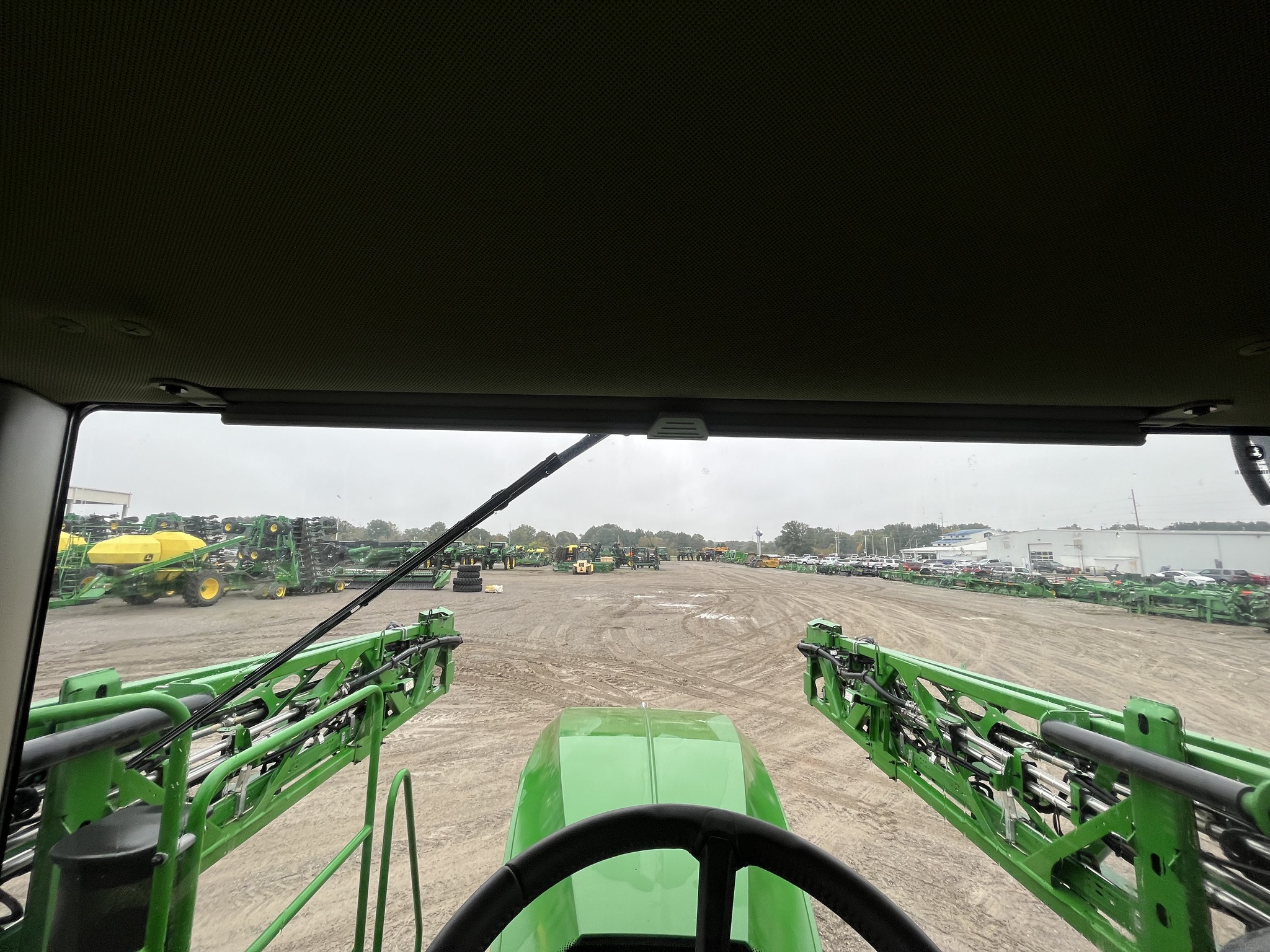  2025 John Deere 612R at Heritage Tractor in Pittsburg, KS