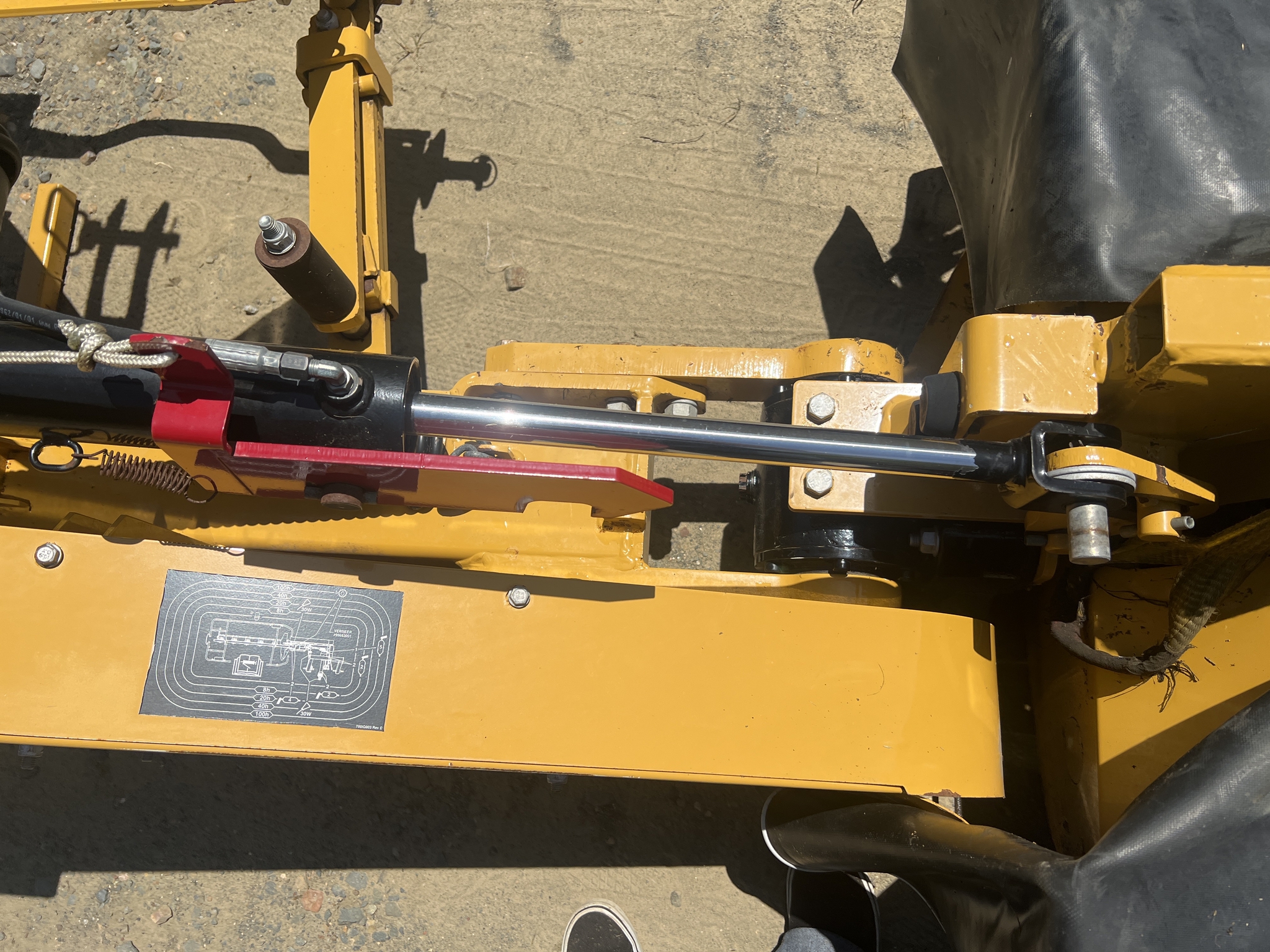 2020 Vermeer M8050 Image 13